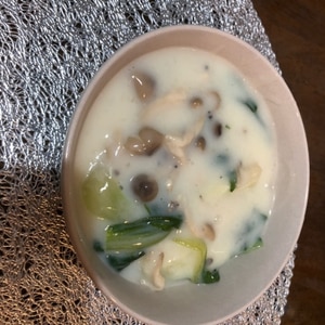 青梗菜の豆乳クリーム煮